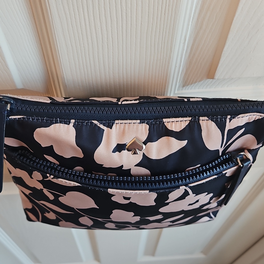Kate Spade Black Cream Nylon Floral Crossbody Watson Lane Dawn Style OS - Picture 8 of 9